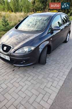 Хэтчбек SEAT Toledo 2005 в 