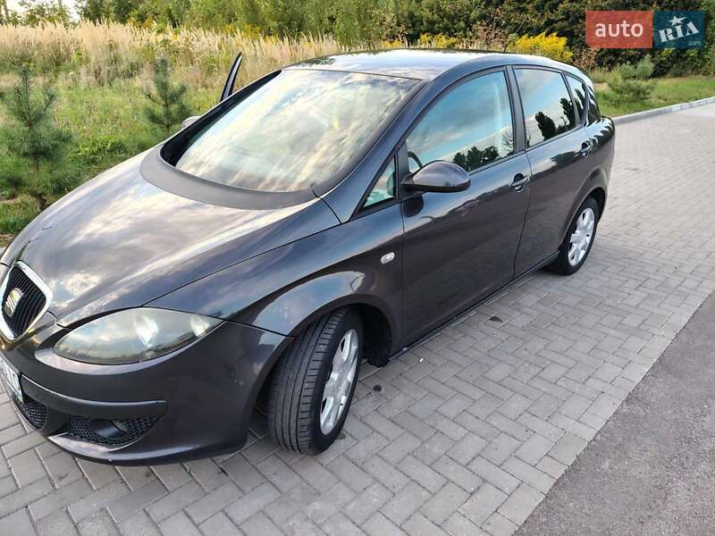 Хэтчбек SEAT Toledo 2005 в Ровно фото 26 Хэтчбек SEAT Toledo 2005 в Ровно