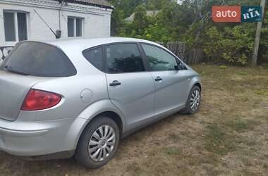 Хэтчбек SEAT Toledo 2008 в 