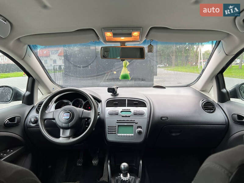 Хетчбек SEAT Toledo 2008 в Львові