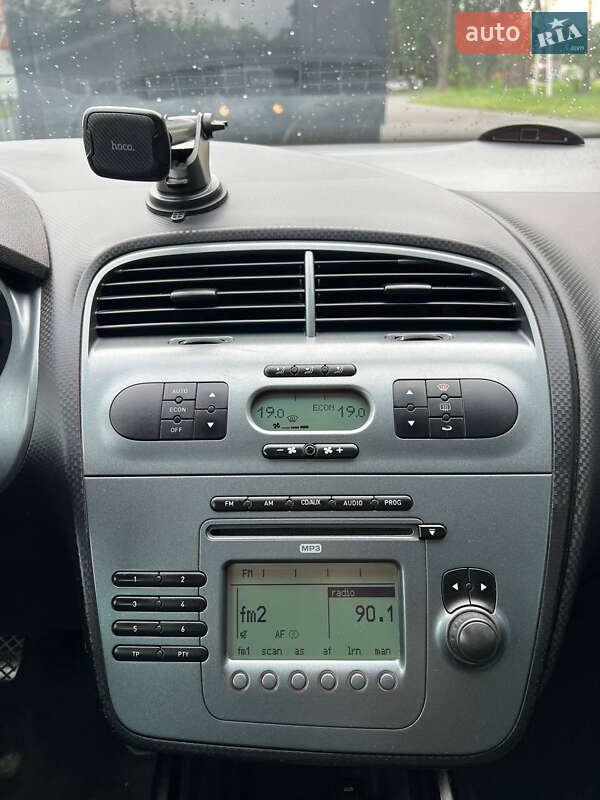 Хетчбек SEAT Toledo 2008 в Львові