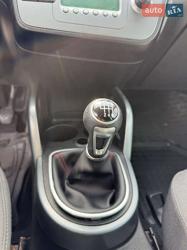 Хэтчбек SEAT Toledo 2006 в Днепре