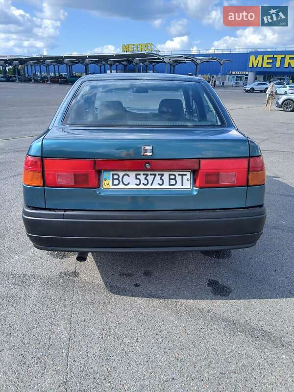 Седан SEAT Toledo 1992 в Львове