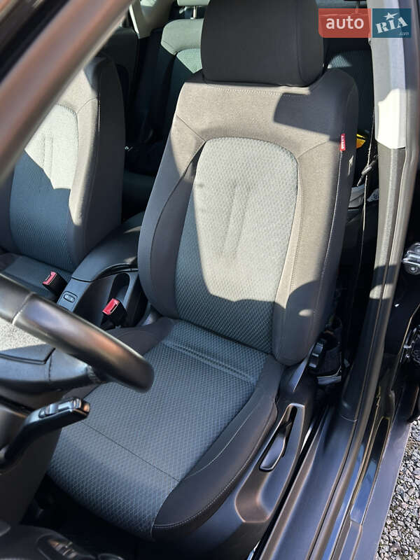 Хетчбек SEAT Toledo 2008 в Львові