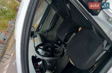 Лифтбек SEAT Toledo 2012 в 