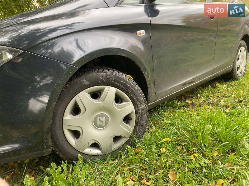 Хэтчбек SEAT Toledo 2008 в Броварах