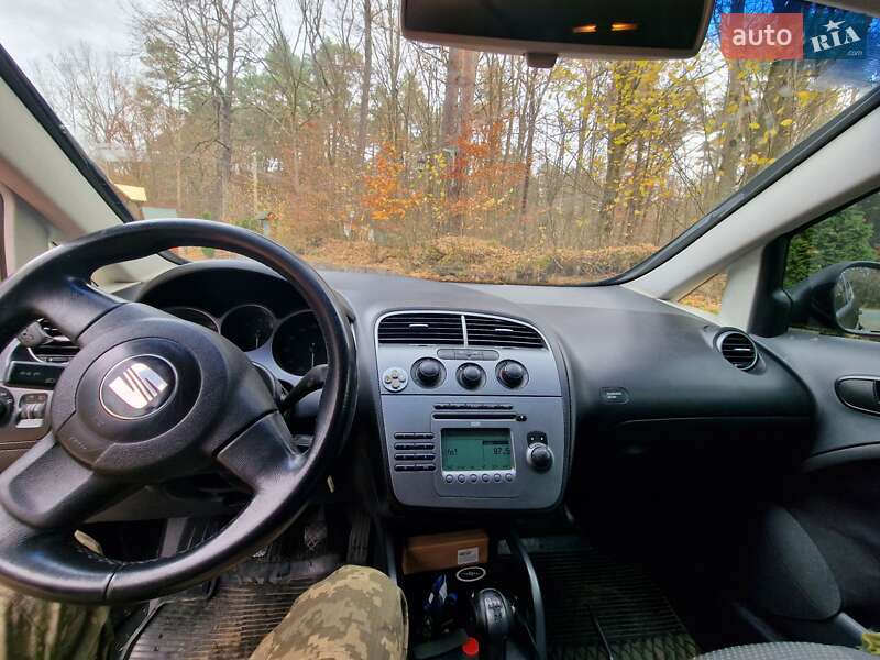 Хэтчбек SEAT Toledo 2006 в Львове фото 3 Хэтчбек SEAT Toledo 2006 в Львове