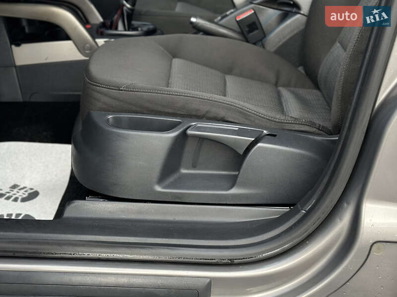 Хетчбек SEAT Toledo 2005 в Шептицькому фото 23 Хетчбек SEAT Toledo 2005 в Шептицькому