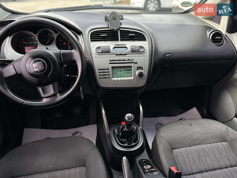 Хетчбек SEAT Toledo 2005 в Шептицькому фото 36 Хетчбек SEAT Toledo 2005 в Шептицькому