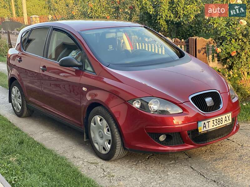 Хетчбек SEAT Toledo 2008 в Івано-Франківську фото 4 Хетчбек SEAT Toledo 2008 в Івано-Франківську