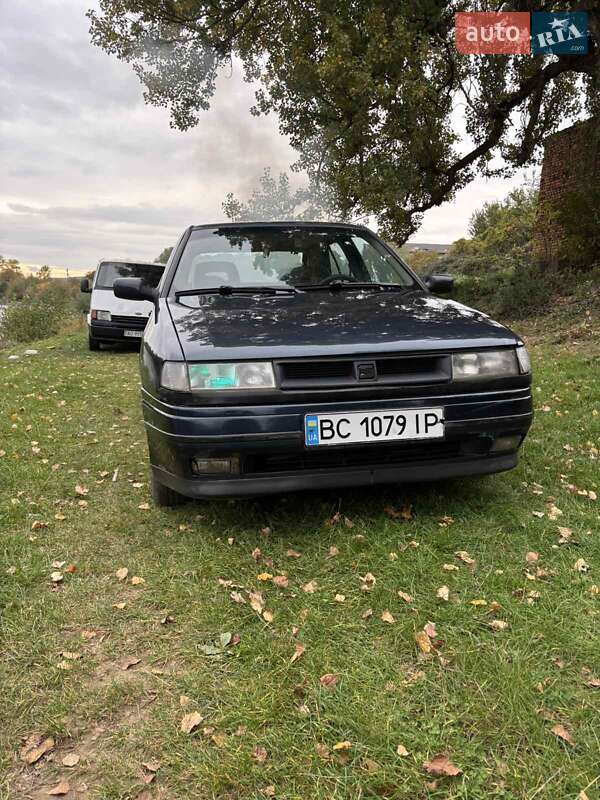 Седан SEAT Toledo 1993 в Мукачевому