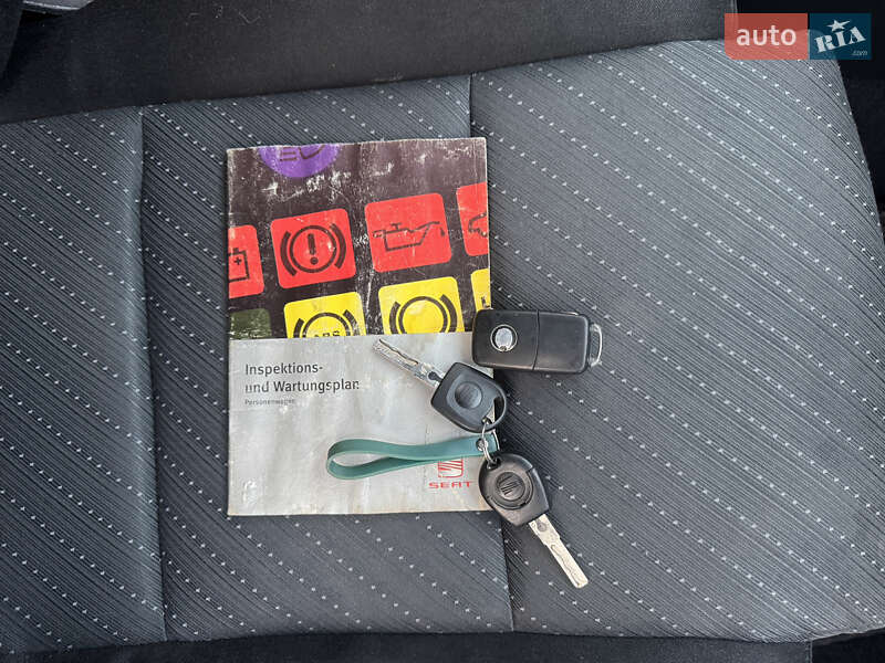 Хетчбек SEAT Toledo 2004 в Нетішині фото 27 Хетчбек SEAT Toledo 2004 в Нетішині