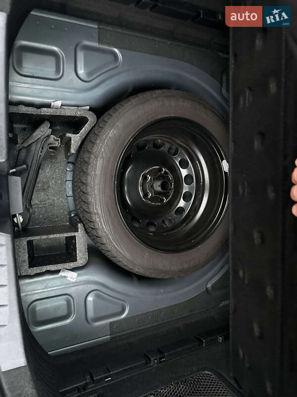 Хэтчбек SEAT Toledo 2006 в Запорожье фото 40 Хэтчбек SEAT Toledo 2006 в Запорожье