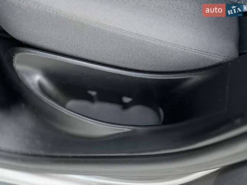 Хетчбек SEAT Toledo 2006 в Києві фото 32 Хетчбек SEAT Toledo 2006 в Києві