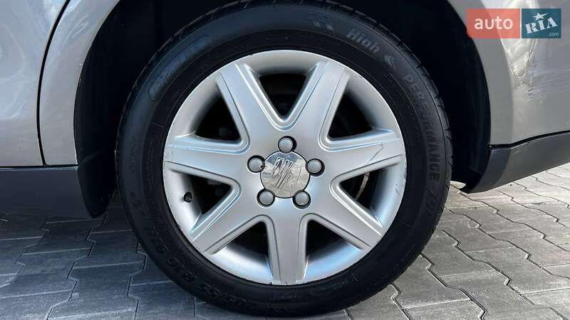 Хетчбек SEAT Toledo 2006 в Києві фото 49 Хетчбек SEAT Toledo 2006 в Києві