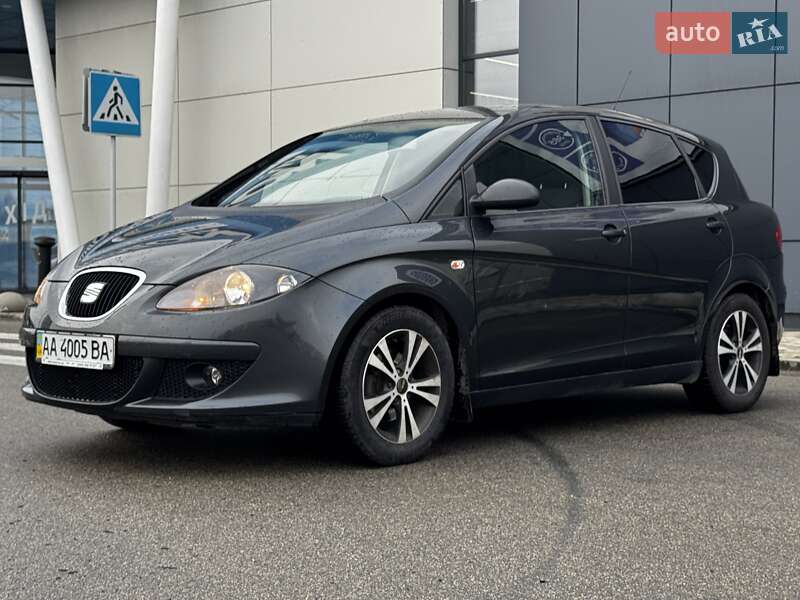 Хетчбек SEAT Toledo 2008 в Києві