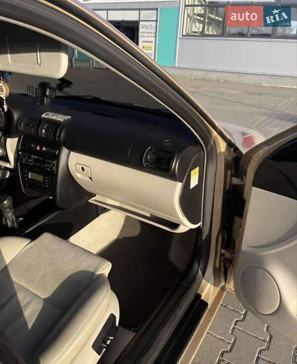 Седан SEAT Toledo 1999 в Славуте