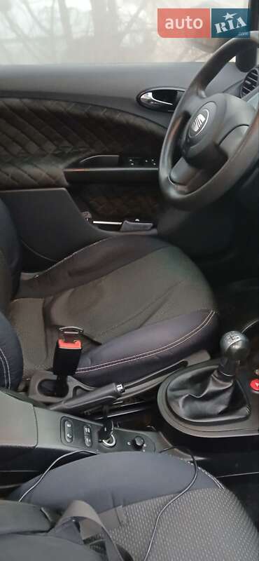 Хэтчбек SEAT Toledo 2008 в Запорожье