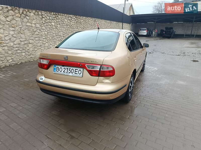 Седан SEAT Toledo 2001 в Тернополі