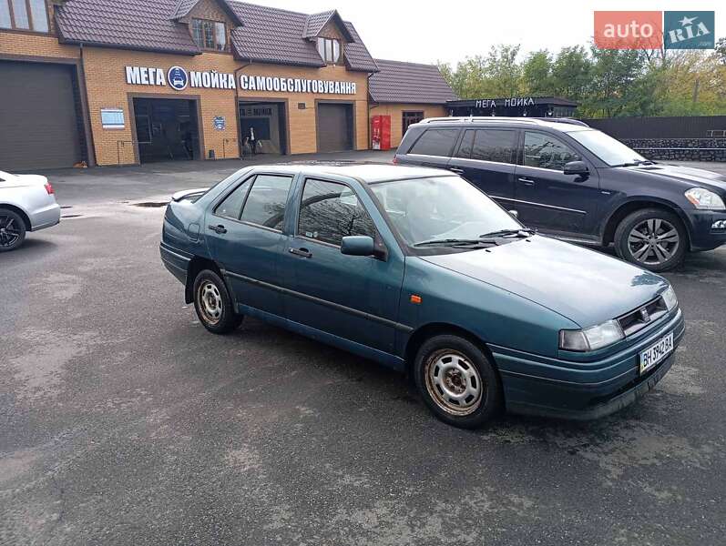 Седан SEAT Toledo 1993 в Голованевске