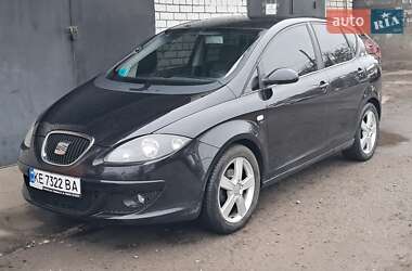 Хетчбек SEAT Toledo 2006 в Дніпрі