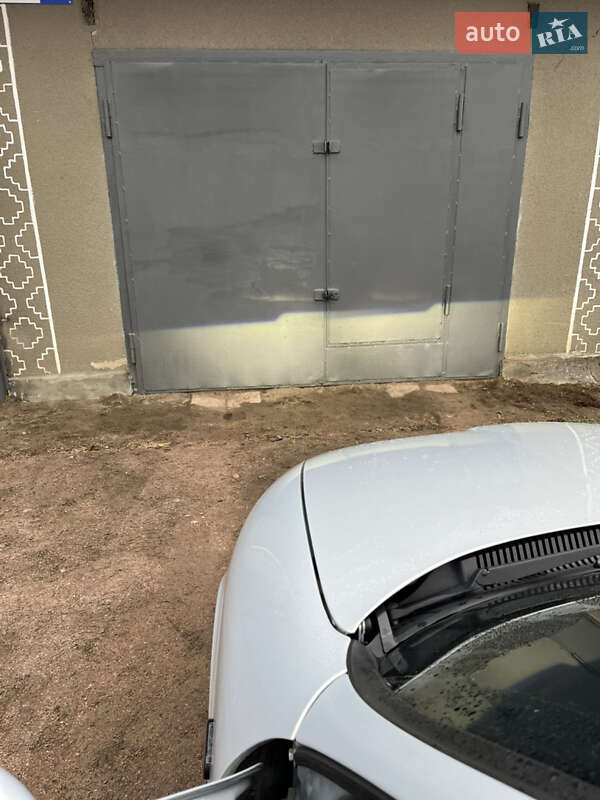 Седан SEAT Toledo 2000 в Коростене