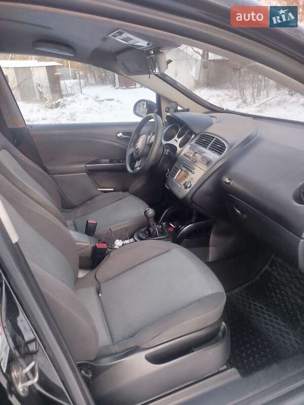 Хетчбек SEAT Toledo 2008 в Трускавці