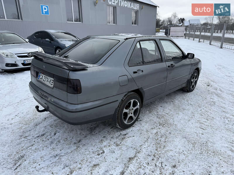 Седан SEAT Toledo 1992 в Звенигородке