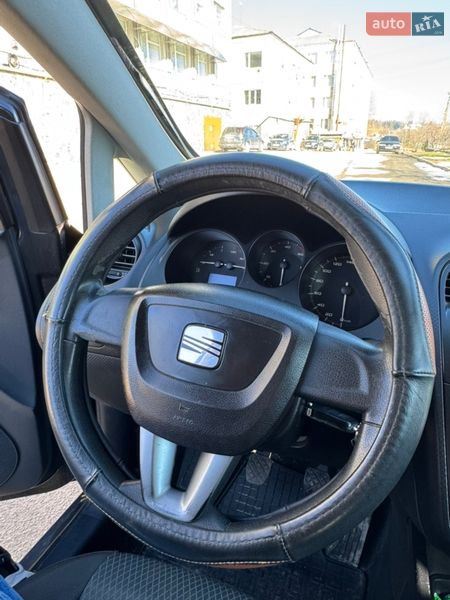 Хэтчбек SEAT Toledo 2009 в Шаргороде