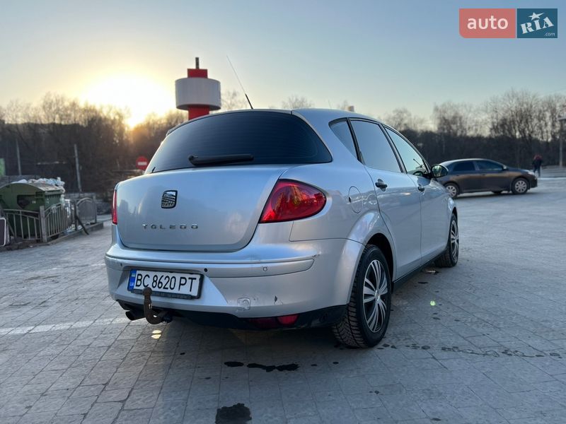 Хэтчбек SEAT Toledo 2004 в Тернополе