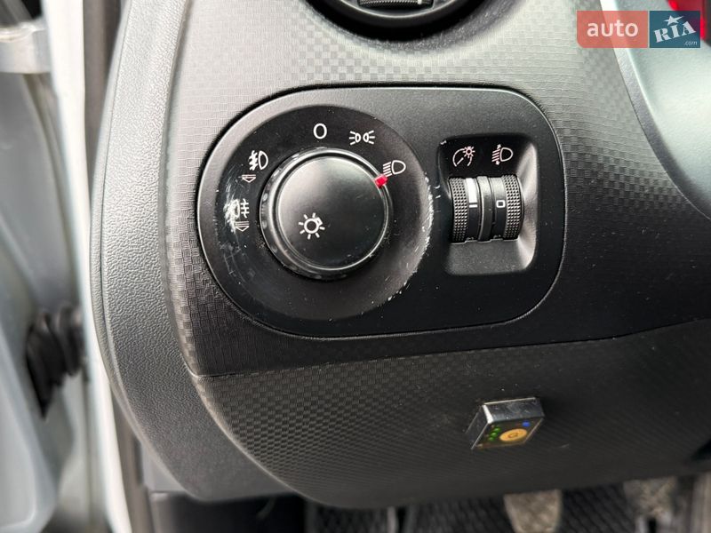 Хэтчбек SEAT Toledo 2008 в Стрые