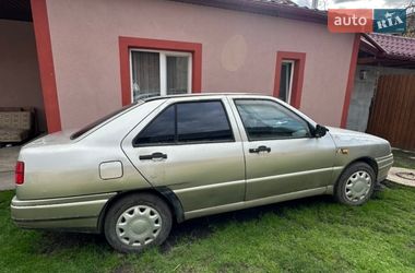 Седан SEAT Toledo 1992 в Рогатині