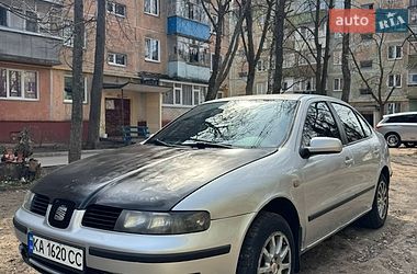Седан SEAT Toledo 2000 в Чернігові