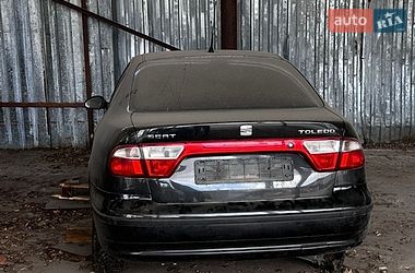 Седан SEAT Toledo 2003 в Киеве