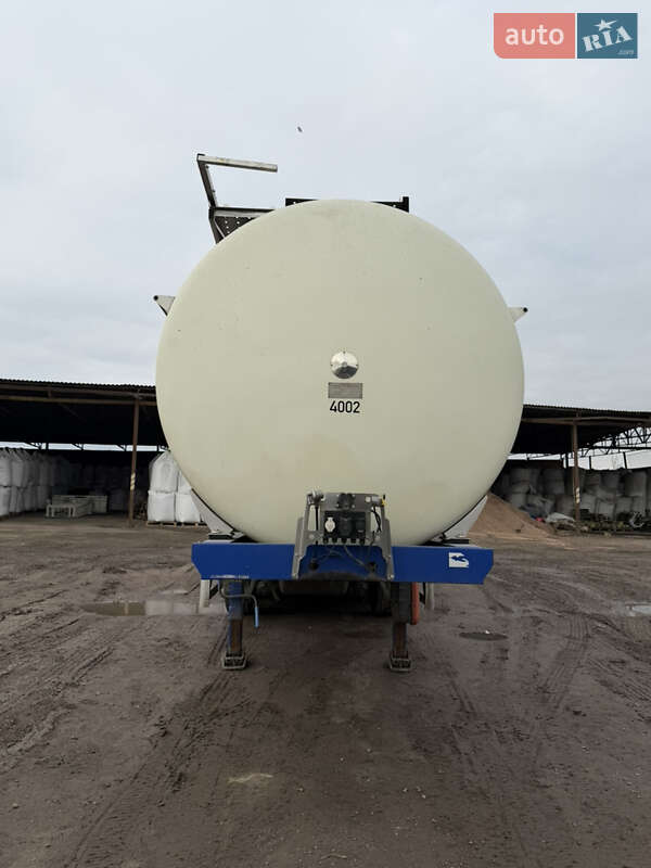 Цистерна напівпричіп Seka 105 2013 в Вінниці