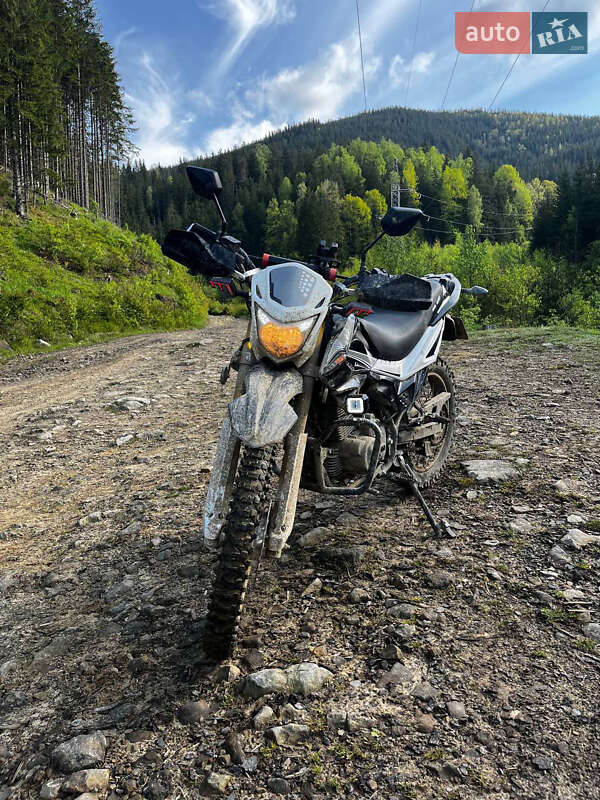 Мотоцикл Кросс Senke SK 2021 в Верховине