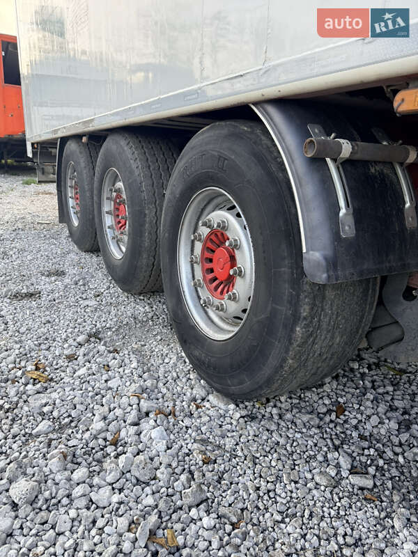 Зерновоз - напівпричіп SERRUS MKV 2008 в Дніпрі фото 7 Зерновоз - напівпричіп SERRUS MKV 2008 в Дніпрі