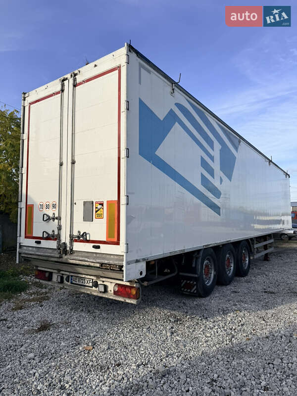 Зерновоз - напівпричіп SERRUS MKV 2008 в Дніпрі фото 11 Зерновоз - напівпричіп SERRUS MKV 2008 в Дніпрі