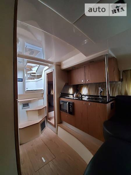 Моторная яхта Sessa Marine C32 2013 в Киеве фото 22 Моторная яхта Sessa Marine C32 2013 в Киеве