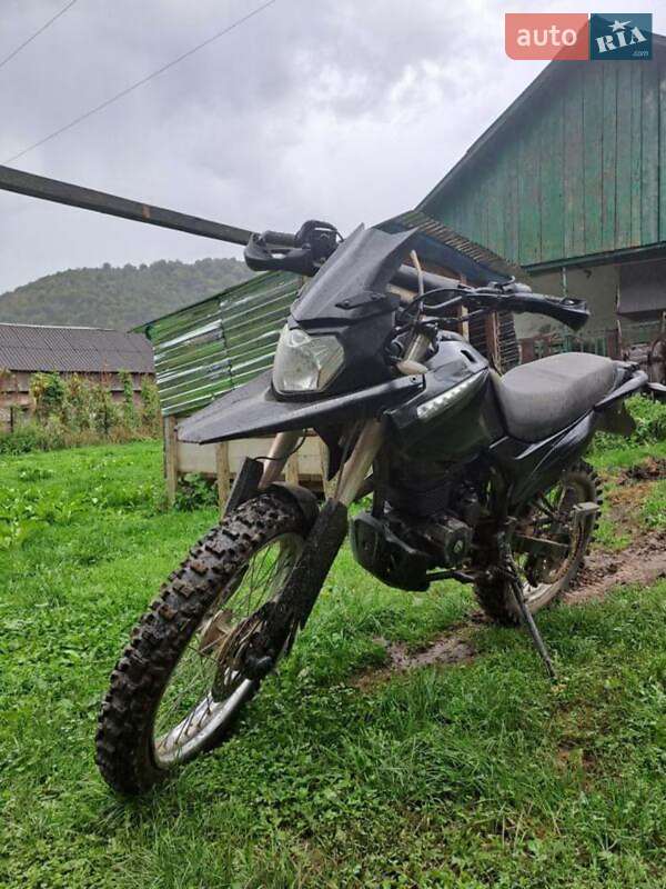 Мотоцикл Кросс Shineray DS 200 2017 в Тячеві