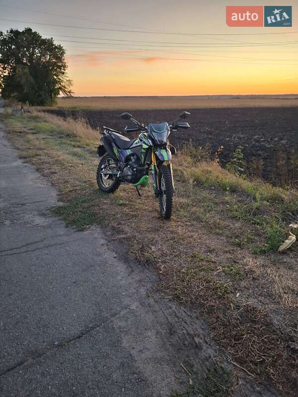 Мотоцикл Позашляховий (Enduro) Shineray VXR 300 2024 в Полтаві фото 10 Мотоцикл Позашляховий (Enduro) Shineray VXR 300 2024 в Полтаві