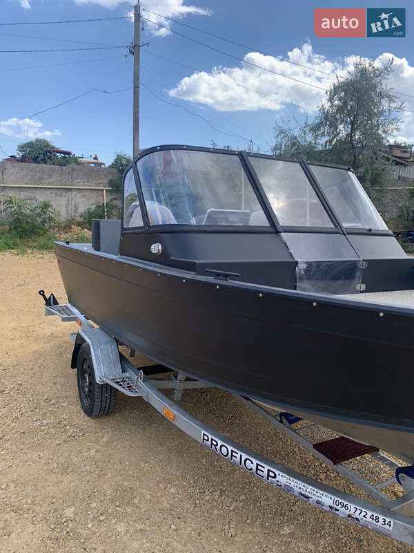 Катер Silver Bullet SB 2024 в 