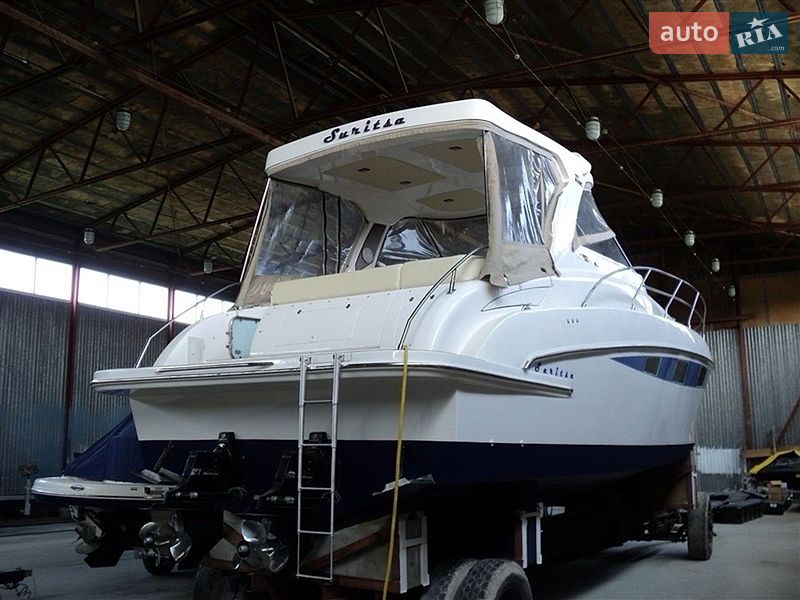 Моторная яхта Silver Craft 2008 в Киеве фото 4 Моторная яхта Silver Craft 2008 в Киеве