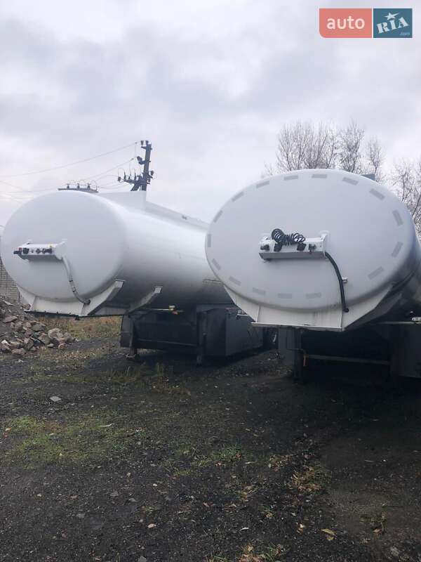 Цистерна напівпричіп Simatra Enerco 2005 в 