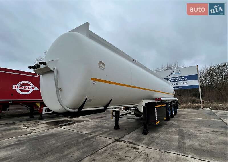 Цистерна полуприцеп Simatra NC-02 2007 в 