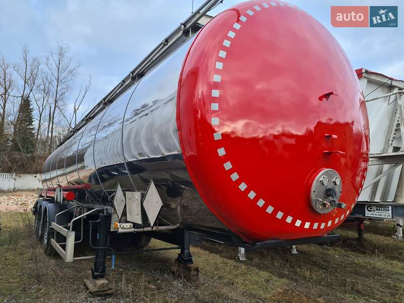 Цистерна полуприцеп Simatra NC-02 2005 в 