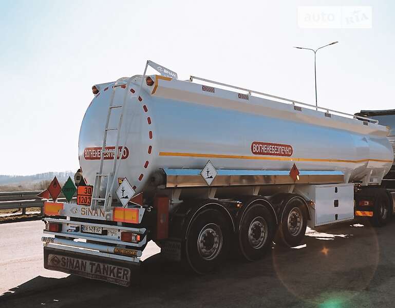 Цистерна напівпричіп Sinan Fuel Tanker 2022 в Хмельницькому