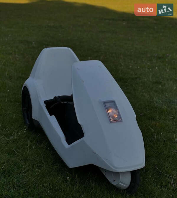 Скутер Sinclair C5 1985 в 