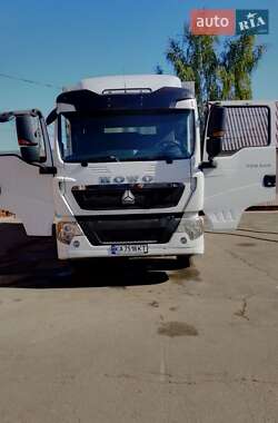 Тентованый Sinotruk ZZ 2017 в 