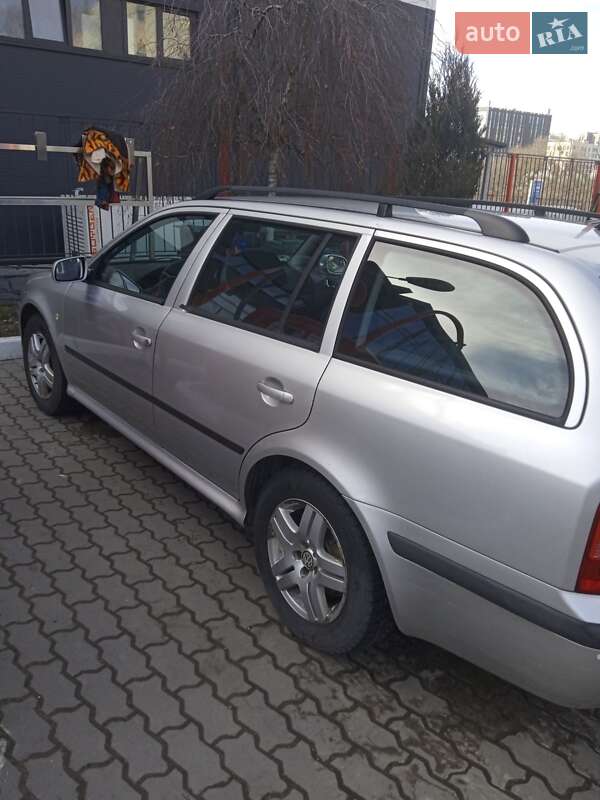 Универсал Skoda 110 2001 в Львове